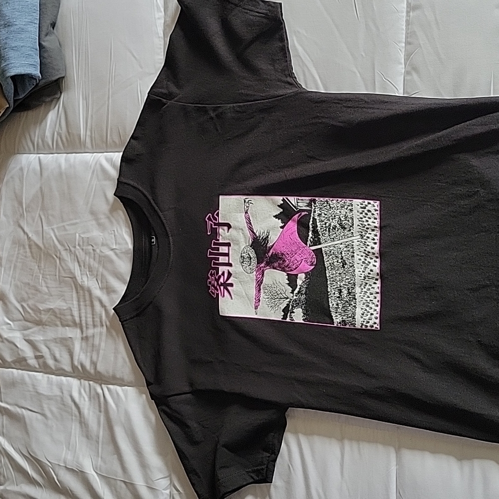Junji ito collection scarecrow girl licensed shirt